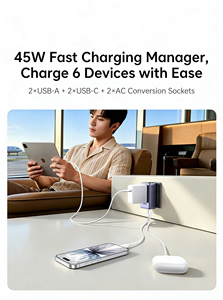 UGREEN S534 Adaptateur de voyage universel GaN 45W 2 ports USB-C 2 ports USB-A 2 ports AC Convertisseur de chargeur international US EU UK - Product Image 4