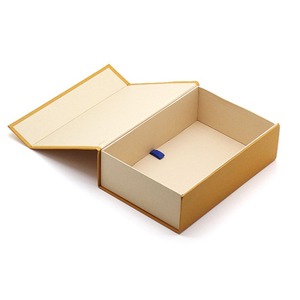 Black flip <b>box</b>, integrated folding <b>box</b>, paper <b>box</b>, cosmetic packaging <b>box</b>, <b>gift</b> <b>box</b> can be customized according to needs - Product Image 3