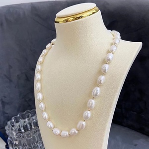 Collier en perles baroques atmosphériques de haute qualité pour femmes pour l'automne et l'hiver - Accessoires de beauté naturels - Product Image 4