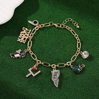Bracelet de football pour femme, bracelet plaqué or sportif, bracelet à breloques pour le jour du match, avec chaussures et casques, bijoux pour les fans