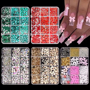 Set de 12 Rejillas de Decoración de Uñas 3D <span class=keywords><strong>con</strong></span> <span class=keywords><strong>Flores</strong></span> de Cinco Pétalos Coloridas, Piedras de Imitación Planas <span class=keywords><strong>con</strong></span> Cuentas de Acero y Resina, Estilo Francés DIY - Product Image 1