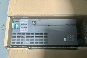 Module VFD non filtré triphasé G120 PM240 2 6SL3210 1PE28 8UL0 45kW intégré et variateur de fréquence SIL2 STO Safety IP20 - Product Image 2