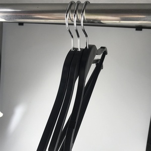 Percha de Plástico Negra Estilo <span class=keywords><strong>Zara</strong></span> para Ropa, Trajes, Chaquetas y Camisetas, Multifuncional, Individual, para Armario o Baño - Product Image 2
