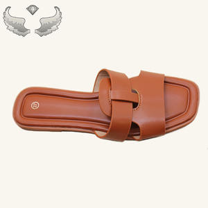 Sandalias Planas y Pantuflas de Verano de Alta Calidad, Antideslizantes, de Suela Blanda, Cómodas para Mujer - Product Image 3