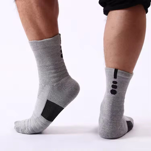 Custom Men's Winter Crew <b>Socks</b> Cotton Terry Cushion Anti-slip Basketball Sport <b>Socks</b> With Stripe - Product Image 6
