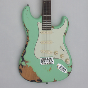 Guitarra eléctrica OEM ST de alta calidad Paulownia Cuerpo de madera SSH Pastillas <span class=keywords><strong>Guitarras</strong></span> baratas al por mayor para adultos - Product Image 3