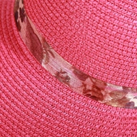 Vente en gros personnalisable élégant rétro femmes été respirant crème solaire chapeau de paille fleur artificielle plage fête chapeau de soleil
