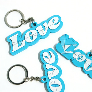 Llavero de Silicona de Alta Calidad, Impermeable y Ecológico, Personalizado con Diseño de Amor, Llavero de PVC con Anillo Metálico para Mochila o Bolso - Product Image 5