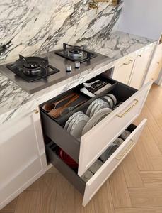 Mobili da Cucina Modulari Personalizzati in Legno Massello ed Ecologico Melaminico, Design Moderno Pronto per il Lavello, per Uso Residenziale e in Villa - Product Image 3