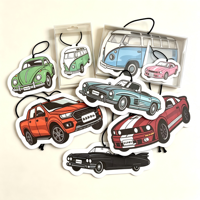 Diffuseur de parfum en forme de voiture de dessin animé à suspendre, clip désodorisant longue durée, parfum à évaporation naturelle, décoration intérieure de voiture