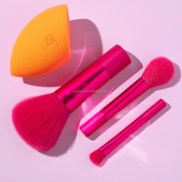 2023 Portable noël rouge cadeau Logo personnalisé végétalien Mini gros voyage chèvre cheveux maquillage pinceau ensemble livraison gratuite