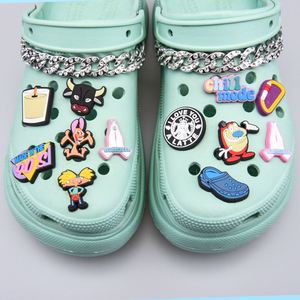 Animal lindo dibujos animados deporte comida chica <span class=keywords><strong>Karol</strong></span> <span class=keywords><strong>G</strong></span> zapato decoración zuecos encantos Pvc zapato hebilla Pvc zapato encantos para dama - Product Image 3