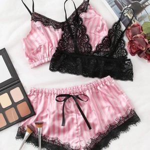 Ensemble deux pièces de loungewear noir simulé, style européen et américain, nouveau, tendance et confortable, avec bordure en dentelle, vente en gros - Product Image 1
