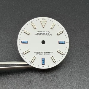 Nuevo Estilo de Reloj Modificado Sin Fecha, Bisel con Escala Romana, Esfera de 28.5mm, Compatible con Movimiento NH35 - Product Image 6