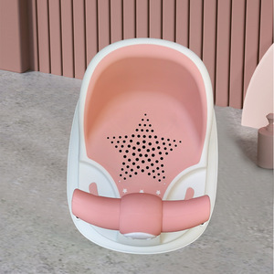 Chaise de bain pour bébé Akihiro rose 37,5x29,5x21cm, siège de soutien antidérapant pour baignoire pour nourrissons - Product Image 1