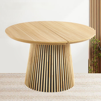 Table à manger ovale extensible en bois rustique, design minimaliste nordique, mobilier de restaurant DISHI Wood.