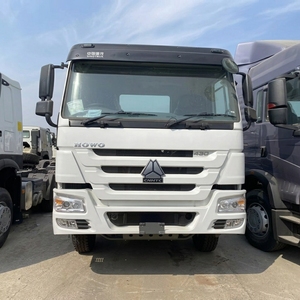 Camiones Howo 6X4 LHD/RHD, Camión Tractor Sinotruk 6X4 de 400 <span class=keywords><strong>Hp</strong></span> y 371 <span class=keywords><strong>Hp</strong></span> - Product Image 4