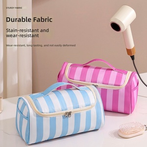 Nouvelle arrivée : Trousse <span class=keywords><strong>de</strong></span> toilette <span class=keywords><strong>de</strong></span> voyage en velours côtelé rayé coloré avec fermeture éclair <span class=keywords><strong>et</strong></span> crochet pour sèche-cheveux <span class=keywords><strong>et</strong></span> <span class=keywords><strong>maquillage</strong></span> - Product Image 2