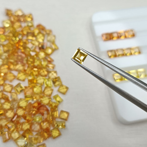 Mới Đến Đồ Trang Sức Làm Đá Bóng Mờ Sapphire Công Chúa Cắt Vuông Mặt Đá Quý Tự Nhiên Màu Vàng <span class=keywords><strong>Aaa</strong></span> Sapphire 100% Tự Nhiên - Product Image 3