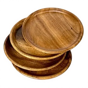Assiettes rondes en bois écologiques de conception moderne faites à la main pour la salle à manger et la cuisine, idéales pour servir des aliments et des collations à bas prix - Product Image 3