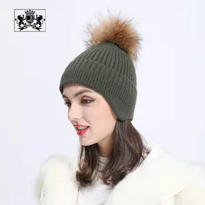 Logo personalizzato caldo berretto lavorato a maglia con pon di pelliccia donna inverno morbido striscia pianura pom pom paraorecchie beanie