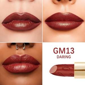 ลิปสติกเนื้อครีม Oulac สีแดงด้าน เนื้อเมทัลลิก ให้ความเงางาม ติดทนนาน สีชัด ชุ่มชื้น สบายผิว ปราศจากส่วนผสมจากสัตว์ ขนาดปกติ 4.3 กรัม - Product Image 3
