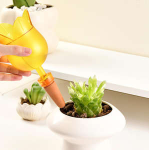 Ménage jardinage plantes goutteur d'eau <span class=keywords><strong>automatique</strong></span> plante auto-<span class=keywords><strong>arrosage</strong></span> clair tulipe forme jardin grand goutteur <span class=keywords><strong>automatique</strong></span> - Product Image 6