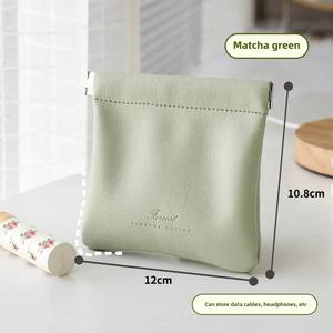 फैक्टरी मूल्य लोगो पैटर्न कस्टम पेटेंट चमड़े के पाउच बैग मिनी प्रीप्पी लिप मेकअप बैग लिग्लॉस के लिए छोटा अनुकूलित - Product Image 5