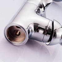 X8664B1BSCR Laiton Matériau Chrome Couleur Pont Monté du Robinet de Bassin Dolphin de Luxe