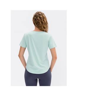 เสื้อยืดแขนสั้นผู้หญิงทรงหลวม แห้งเร็ว ผ้าโพลีเอสเตอร์ผสมสแปนเด็กซ์ ระบายอากาศดี เหมาะสำหรับเล่นกีฬา สีพื้น รับสกรีนโลโก้ สไตล์เรียบง่าย ลำลอง - Product Image 4