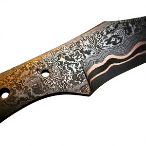 Cuchillo de Caza de Acero Damasco y Cobre Forjado a Mano de la Mejor Calidad, Hoja Fija Tipo Drop Point OEM con 1 Año de Garantía - Product Image 3