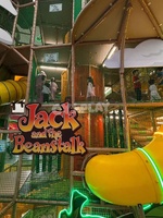 Solution clé en main pour aire de jeux intérieure commerciale pour enfants, projet clé en main sur le thème de la jungle, équipement de terrain de jeu multi-niveaux pour FEC