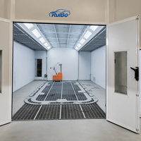 Cabine de peinture automobile RuiBo avec plafond incliné, bandes LED, grille d'admission de filtre, double porte au sol, lampe infrarouge mobile