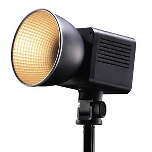 Ulanzi L-024 Luce Video RGB 40W Personalizzabile a Colori Completi COB con 2500-6500K 0-359 °   RGB per <span class=keywords><strong>Fotografia</strong></span> e Trasmissioni in Diretta all'Aperto - Product Image 3