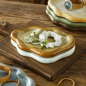 Ins Simple <span class=keywords><strong>Plateau</strong></span> De Rangement Argent Céramique Nuage Snack Assiette Vintage Décoratif Bijoux <span class=keywords><strong>Plateau</strong></span> pour Hôtel Ménage <span class=keywords><strong>Table</strong></span> De Bureau - Product Image 5
