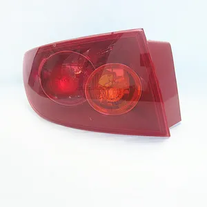 Accesorios para Automóviles, Piezas de Carrocería, Luz Trasera Exterior Roja de 12 V para Sedán <span class=keywords><strong>BK</strong></span> <span class=keywords><strong>3</strong></span> 2004-2010 - Product Image 1