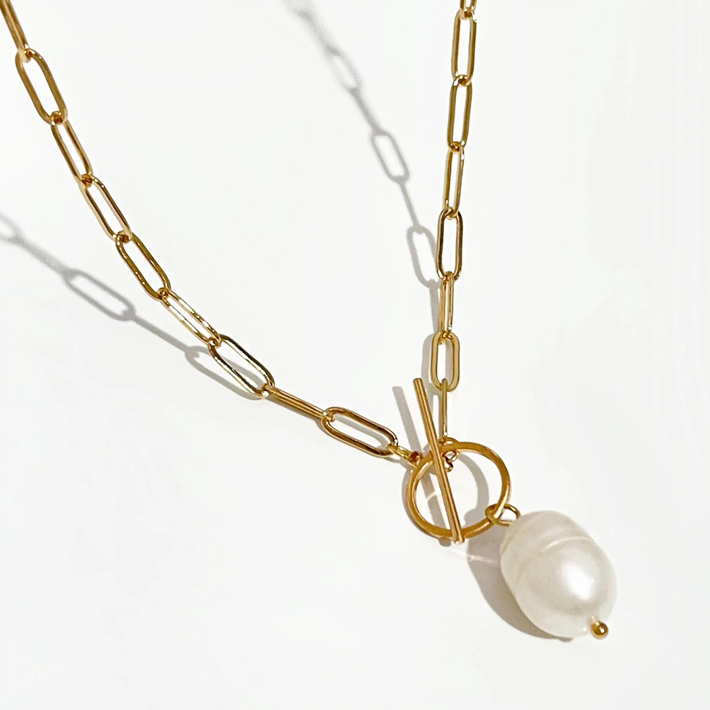 Collar bohemio pequeño de perlas barrocas para mujer, cadena fina de eslabones con cierre de palanca de oro, diseño único, perlas auténticas de agua dulce