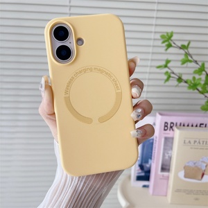 Funda Magnética de Silicona para iPhone 17 Pro Max con Carga Inalámbrica, Compatible con iPhone 16, 15, 14, 13, 12, 11 - Product Image 4