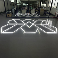 Fourniture d'usine en gros Éclairage LED hexagonal 4000K pour l'entretien de la voiture DIY Garage Gym Barber Shop Lampe de travail