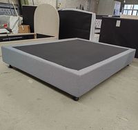 Sommier de lit d'hôtel robuste avec housse en tissu amovible, fabrication chinoise, pour matelas à ressorts, idéal pour chambre moderne, hôpital, appartement
