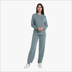 Conjunto de Pijama de Bambú de 2 Piezas con Capucha para Mujer, Ropa de Estar por Casa OEM ODM, Conjuntos de Sudadera con Capucha para Mujer - Product Image 3