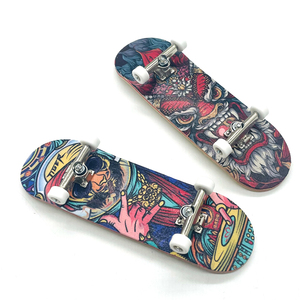AILEFU Ensemble de parc de mini touche de skateboard personnalisé avec pont en érable canadien pour garçons - Product Image 3