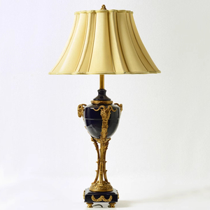 Lámpara de Mesa LED, Cabeza de Oveja de Bronce, Cristal Esmaltado, Luces de Mesa Rococó, Pinturas Artísticas Estatuales, Lámparas de Escritorio de Cobre - Product Image 1