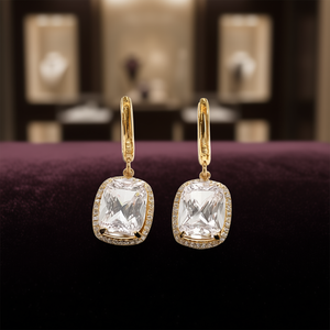 Orecchini Pendenti Dorati E3903 con Cristalli e Strass, Placcati in Oro 22k, Lussuosi per Uso Quotidiano Femminile - Product Image 2