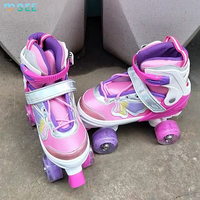 Patins à roulettes ajustables SeeMore à double rangée de roues lumineuses clignotantes pour enfants, idéaux pour la location en patinoire