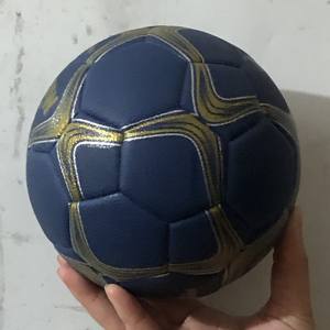Balón de Balonmano Personalizado de Cuero PU de Alta Calidad, Venta Caliente de Fábrica, Entrenamiento Profesional Molten para Adultos - Product Image 4