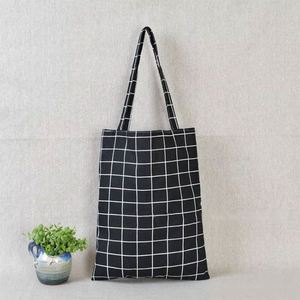 Sac fourre-tout décontracté en toile de coton et lin réutilisable pour femme, grand format, à carreaux, vente en gros, pour le shopping, avec motif fruits - Product Image 4
