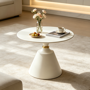 Table d'appoint ronde de luxe en crème blanche, base en forme de sablier avec anneau doré, table de salon, mobilier d'hôtel - Product Image 5