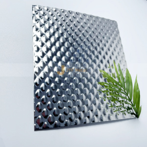 Placa de Acero Inoxidable Antideslizante con Diseño a Cuadros, Laminada en Frío y Grabada, Modelo LL246, con Servicios de Soldadura, Doblado y Corte - Product Image 5