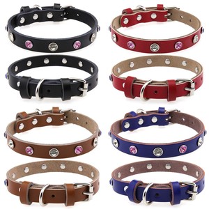 Nuevo Collar <span class=keywords><strong>de</strong></span> Perro <span class=keywords><strong>de</strong></span> Cuero Genuino Suave con Pedrería Brillante, Correa <span class=keywords><strong>de</strong></span> Cuello Acolchada <span class=keywords><strong>de</strong></span> Lujo para Perros Pequeños y Medianos, Gatos - Product Image 1